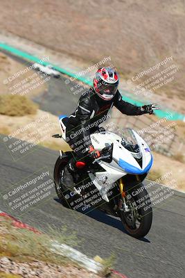 media/Oct-15-2022-TrackXperience (Sat) [[8f70b8b0be]]/Group 2/session 1 turn 6/